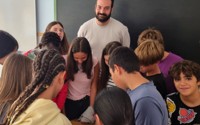 El curso de Secundaria arranca con una bienvenida por parte de los alumnos de Infantil y Primaria